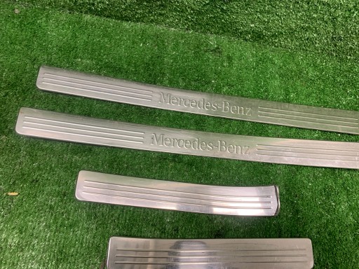 MERCEDES W204 mouldings caps threshold KOMPLET CHROM