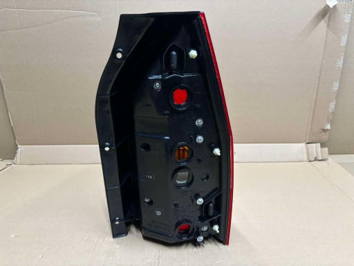 light left rear part MITSUBISHI SPACE WAGON 220-87262