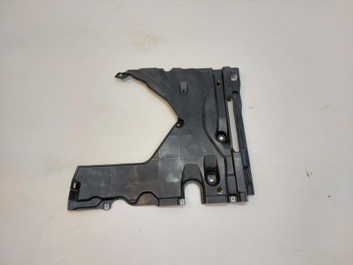 AUDI A5 8B3 B10 AVANT Kryt podvozku pravá 8B3825216