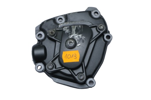 Крышка масляного насоса Yamaha R1