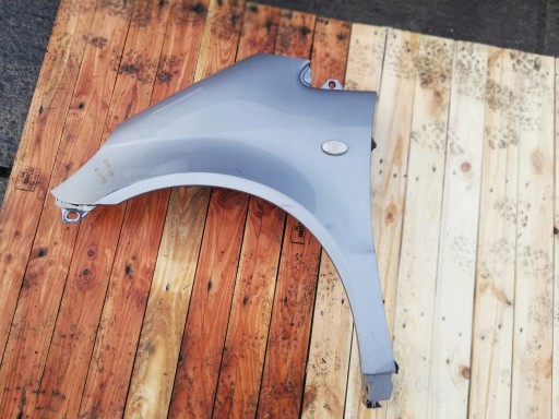 fender left front A KLASA W168 LAK. 708