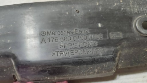 Mercedes-Benz A-classa W176 Avant Bouche buse Droit Insonorisation Moulage Aile