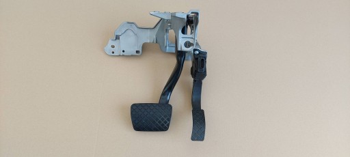Support PEDAL Frein Du gaz/du liquide AUDI A4 B9 A5 8W1723117A