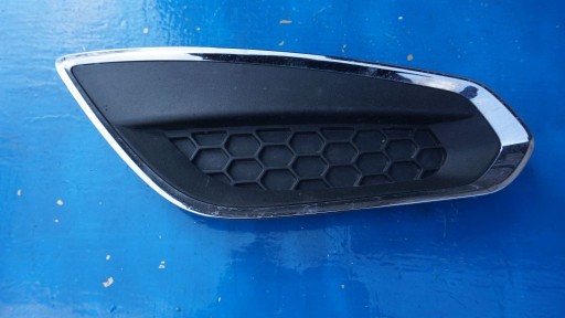 VOLVO S60 V60 - grid of a bumper front right