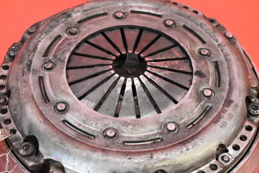 frizione Volano DWUMASA 3082001184 CITROEN C4 PICASSO 1 e 1.6 HDI 109 KM