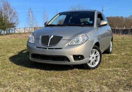 Lancia Ypsilon III 1.2 8v 60KM 2010