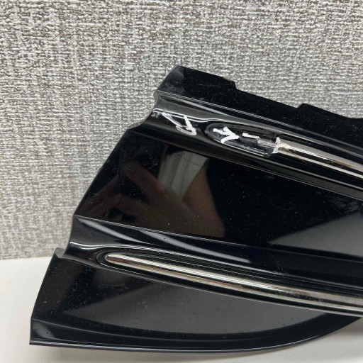 MERCEDES EQS V297 AMG right grid of a bumper 2978852202 A2978852202