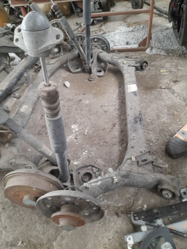 Задня балка міст skoda fabia ii 2 ідеальний стан №. 8