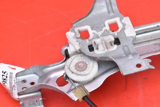 Lève vitres Vitre Gauche Arrière 827210008R RENAULT MEGANE 3 III LIFT 13-16
