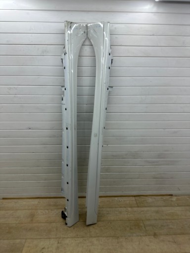 BMW F40 M135i moulding threshold left right 8072573