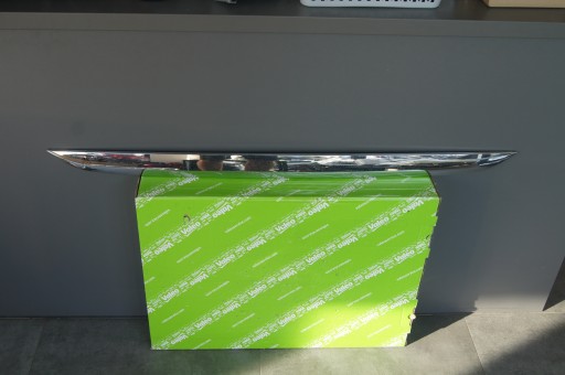 НАКЛАДКА ЗАДНЕЙ ДВЕРИ MERCEDES V CLASS 447 ХРОМ