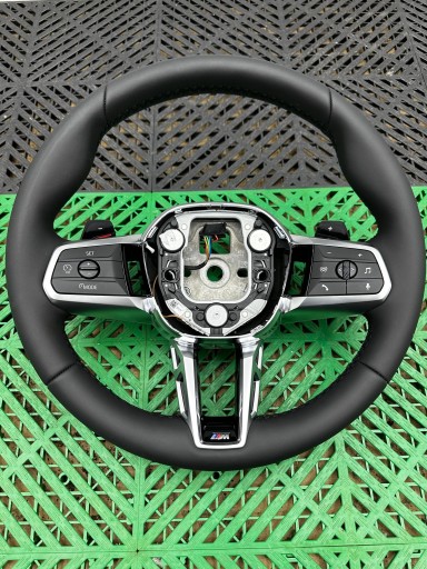 volant BMW X1 U11 2 U06