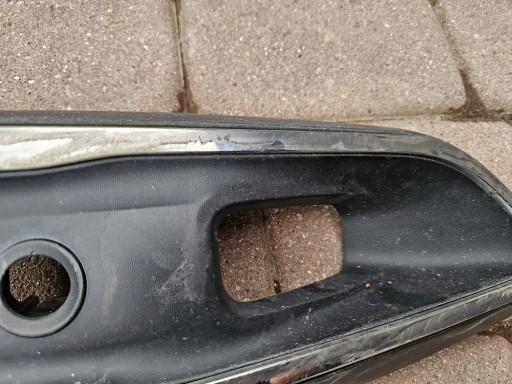 grid of a bumper of the front left Renault ZOE II 261A32884R 253A78034R