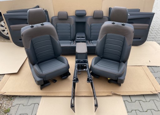 FOTELE KANAPA oldalsó AMAROK 2022- FORD RANGER új bőr ELEKTRYKA GRZANE