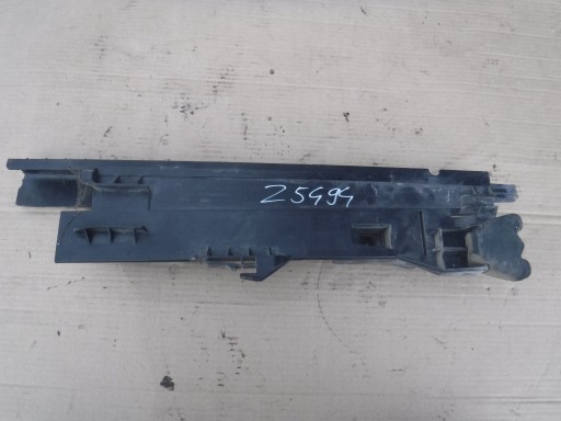 Рамка радіатора П BMW X5 E70 7799762