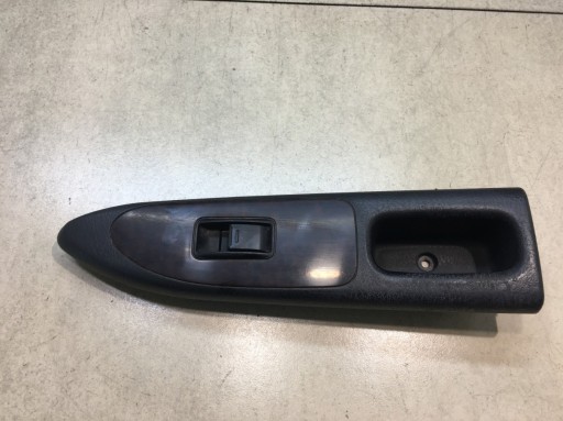 PANEL windows right front AVENSIS T22 2.0 D4D