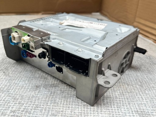 MERCEDES HEADUNIT RADIO NAVI + code 1679002037 A1679002037 @M