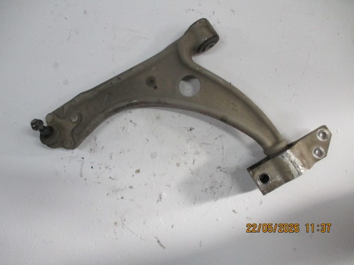 arm AUDI Q3 8U0 right front