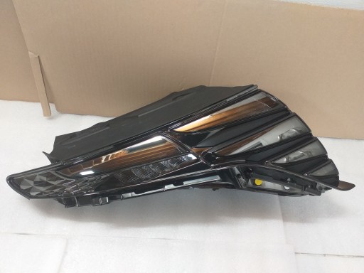 ФАРА ДХО HYUNDAI TUCSON IV 4 NX4 права 92208-N7100 1