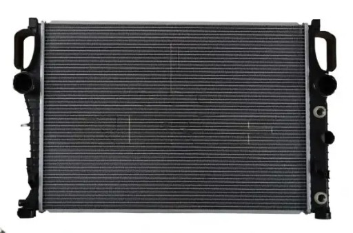 Водяний радіатор 56076 nrf mercedes cls (c219)