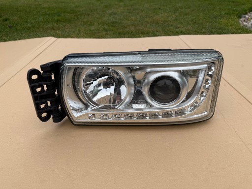 5801745449 - Ліва лампа Eu Iveco stralis hi way очолив 2013 - 2019