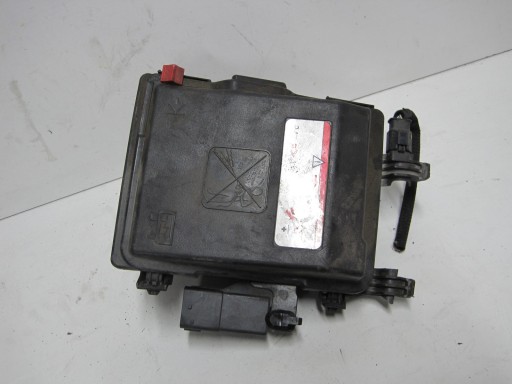 compartment of fuses PEUGEOT 9804681980