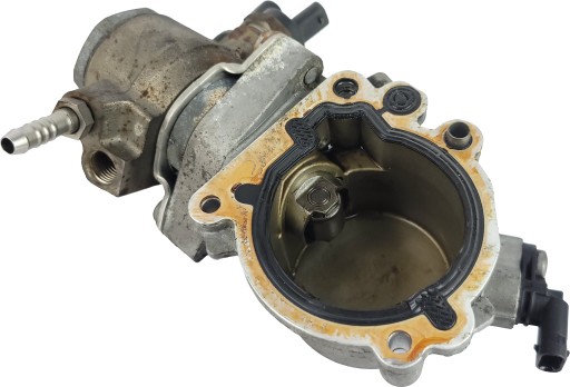 AUDI A6 C6 LIFT 3.0 TFSI feed pump sensors 06E103535A