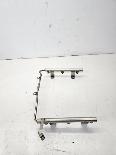Rampe injection AUDI A4 A6 C6 2.4 FSI BDW 06E133681F