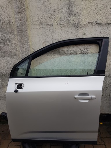 CHEVROLET ORLANDO door left front GAN 2011R
