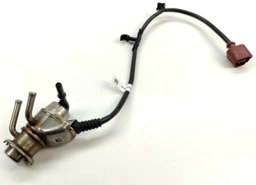 ОРИГІНАЛЬНИЙ ІНЖЕКТОР ADBLUE VW GOLF VII 04L131113P