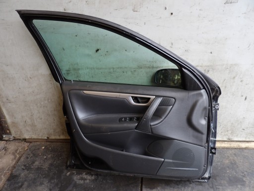 Volvo S60 and door front left lak. 019-26 lift sedan