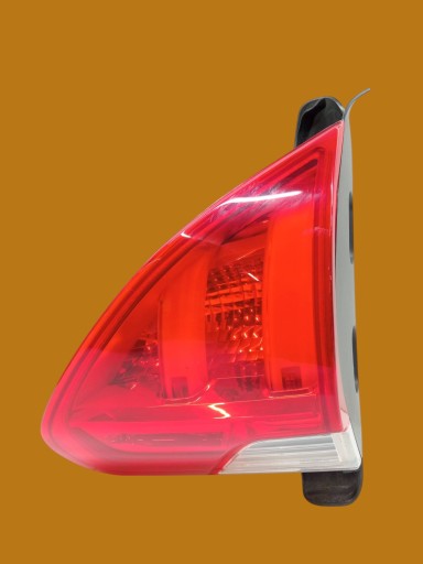 far stražnji dio u prtljažniku desna 9678074580 Peugeot 2008 i (2013-2019)