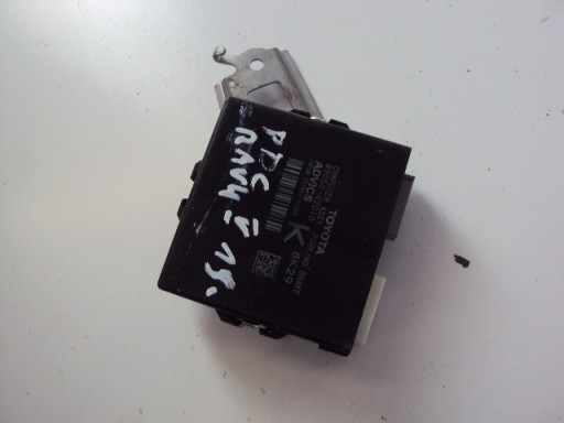 89050-42010 - Модуль ручного тормоза toyota rav-4 hybrid 2019-