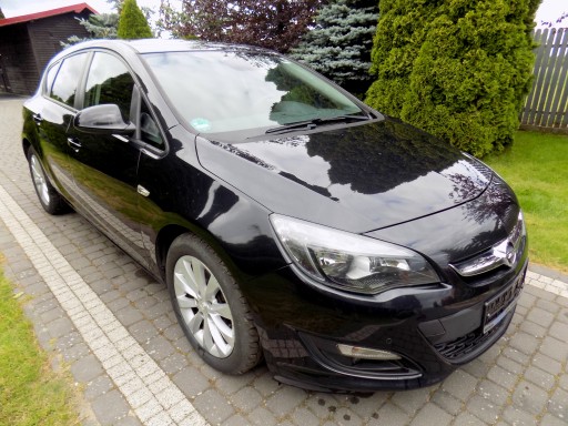 Opel Astra J GTC 1.7 CDTI ECOTEC 110KM 2013