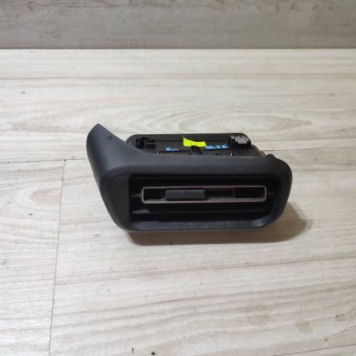 frame kratki air conditioning devices left side Peugeot Rifter 046589