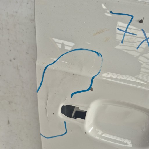 AUDI Q3 8U0 11-> door right front front 8U0831152B