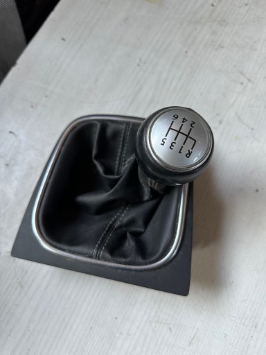 VW GOLF VI knob sleeve 5K0711113A BDB STAN