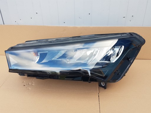 Ліва передня фара skoda enyaq напівпровідникова 5lb941015