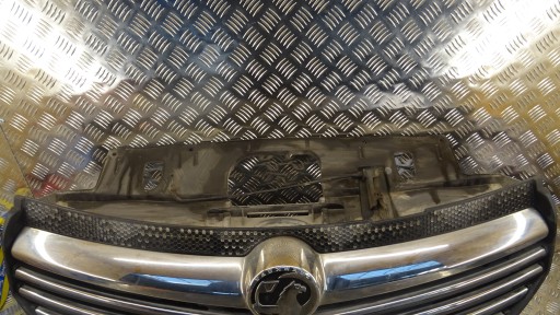 OPEL VIVARO III front PREKLADgrill of a bumper CHROM 214B37781R NR 575