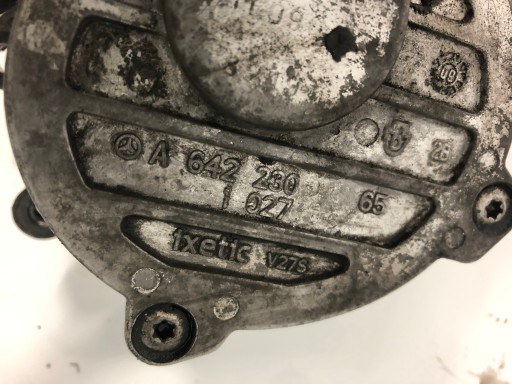 MERCEDES W212 350CDI Pumpe VACUM Pumpe Unterdruck