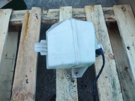 serbatoio Pompa LAVAFARI OPEL CORSA E 2014- 13432704 13432705