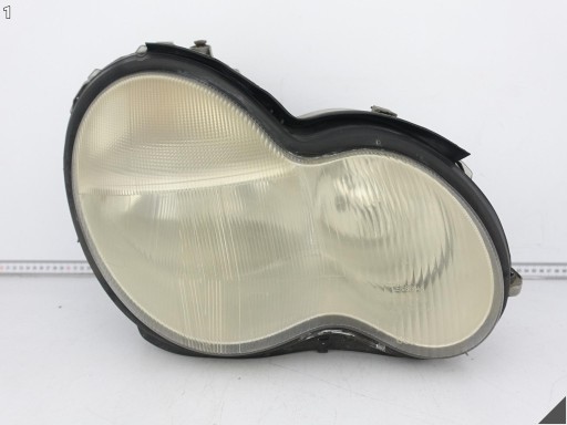 MERCEDES C-KLASA W203 S203 00-04 light ZWYKLA fog light right front EUROPA