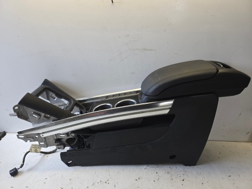 OPEL ZAFIRA C III TUNEL central armrest EUROPA original