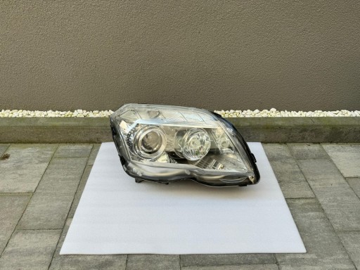 light right Mercedes GLK Bi Xenon Przedlift