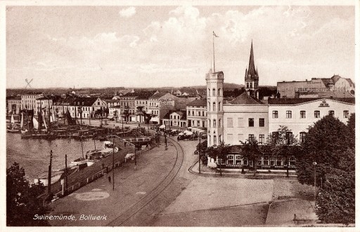 Świnoujście Swinemunde . Port