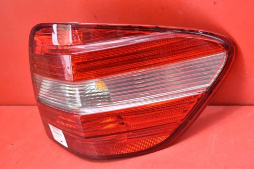 light right rear part rear MERCEDES ML W164 05-08
