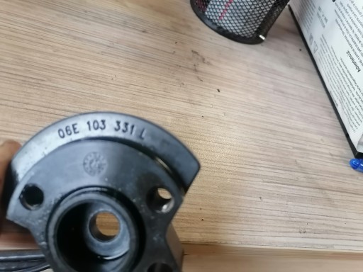 AUDI S4 B8 3.0 wheel BALANSUJACE 06E103331L