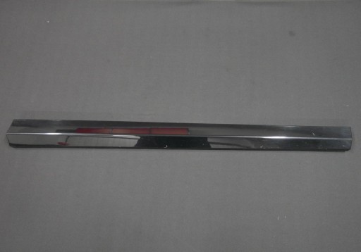 BMW F48 X1 молдинг двери ПП ПД 8060272