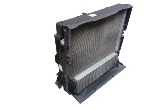 BMW X5 F15 N55 intercooler chladič vody klimatizaci ventilátor 7807624