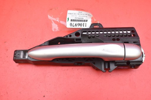 handle right front front SREBRNA 2.52.448 RENAULT CLIO 4 IV LIFT 16-19